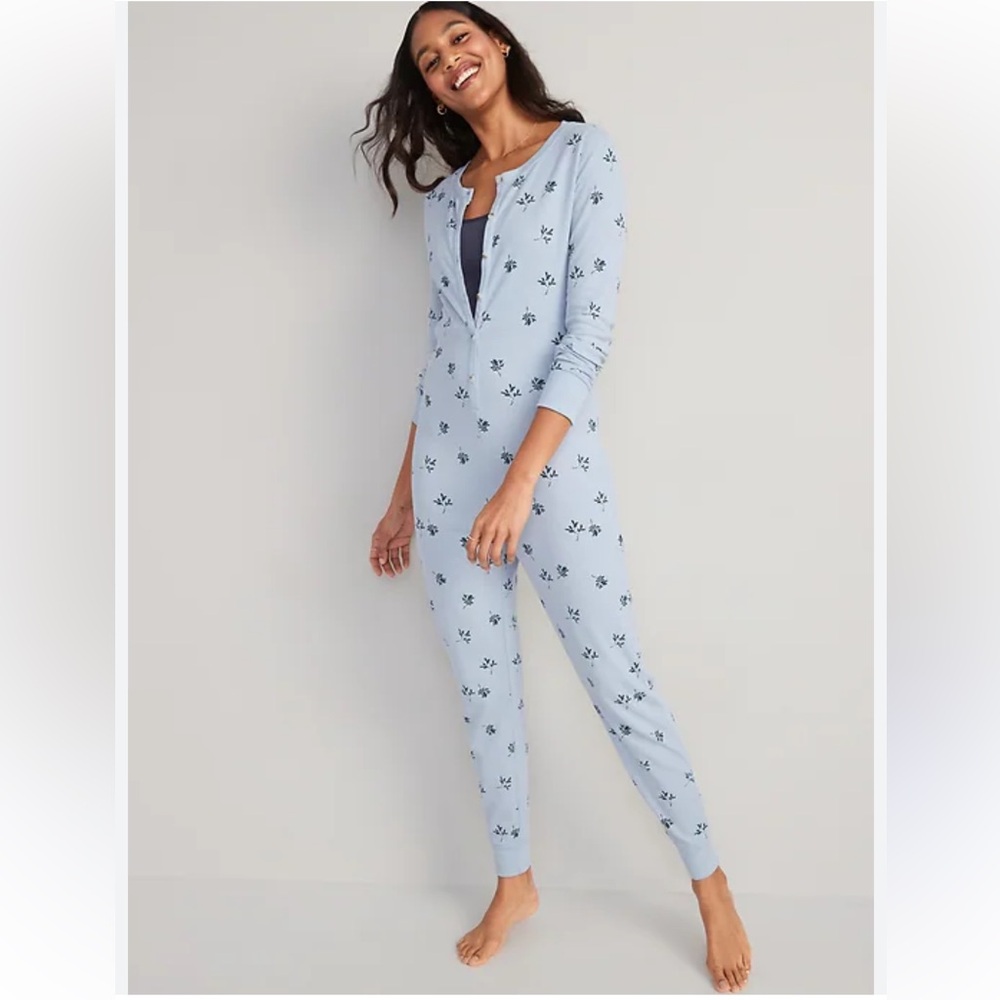 Old Navy Blue Pattern Onesis - Picture 6 of 12